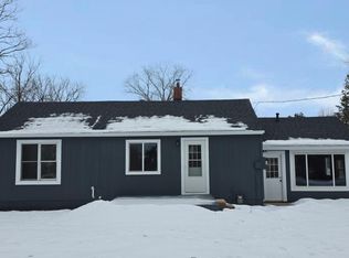 515 Central Dr E, Braham, MN 55006