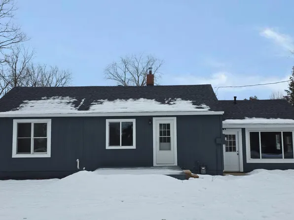 515 Central Dr E, Braham, MN 55006