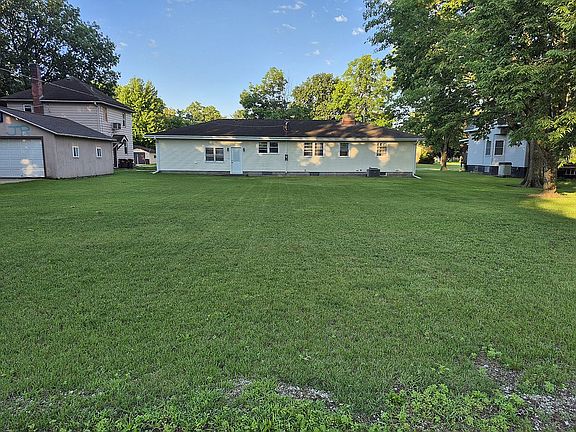 2nd image of 615 8th Ave
