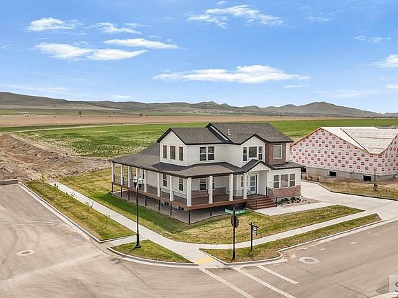 3rd image of 6184 Rolling Hills Loop