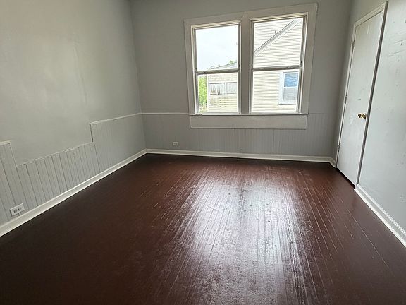 2nd image of 1720 Aspen St