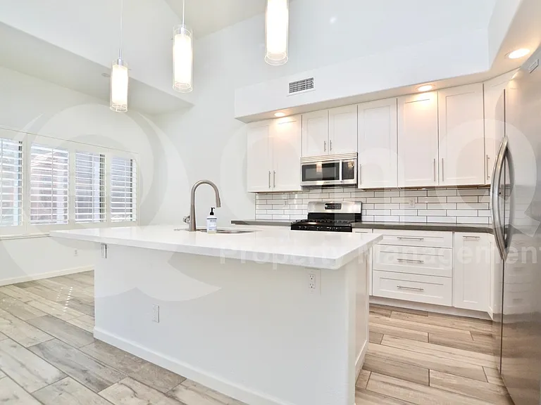 6629 W Rose Garden Ln — Photo 27