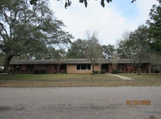 258 Tennessee Ave, Valparaiso, FL 32580