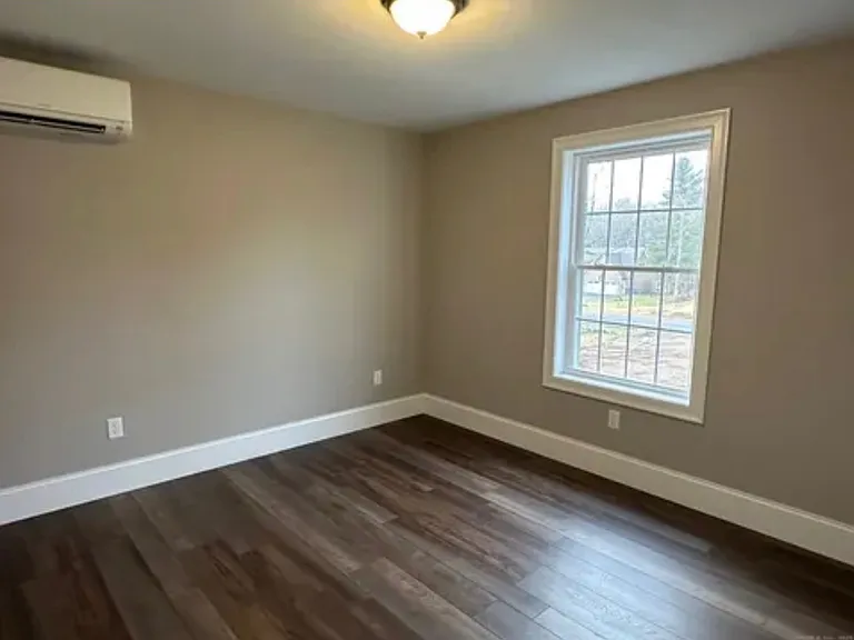 71 Donovan Dr — Photo 14