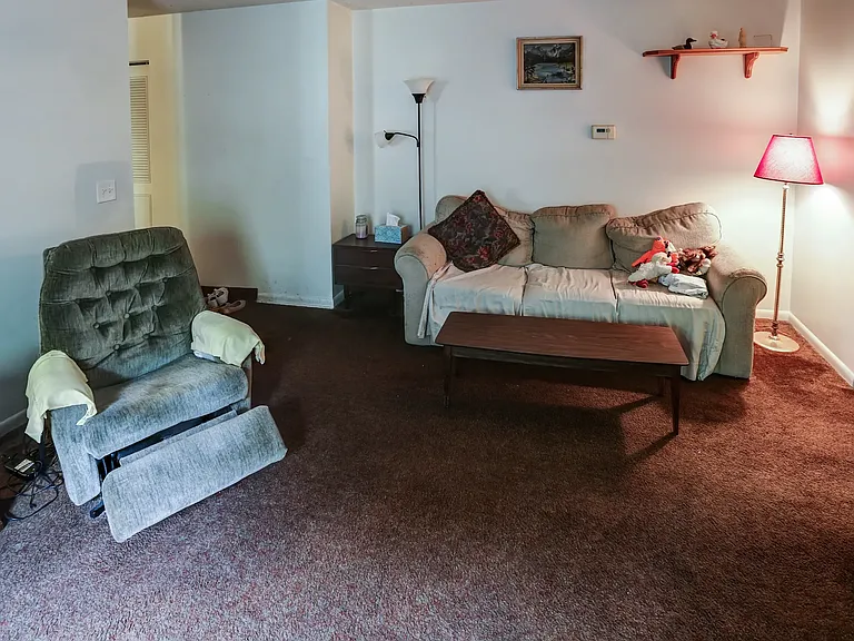 The Creekside Manor Apartments — Photo 7