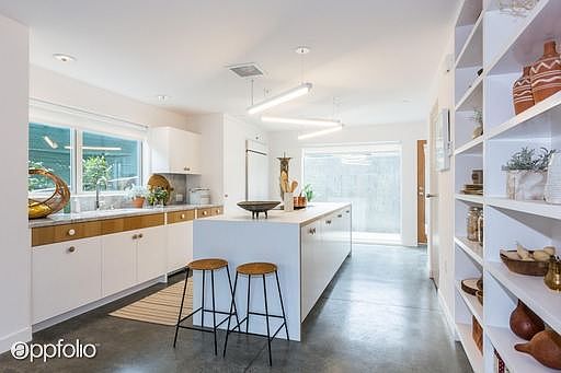 1st image of 3112 Los Feliz Blvd