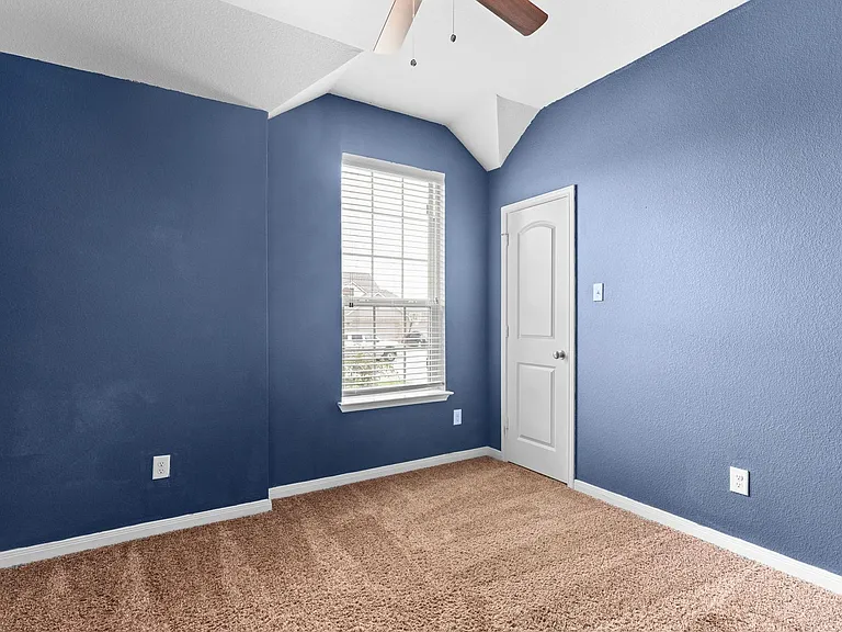 1310 Lilac Ledge Dr — Photo 12