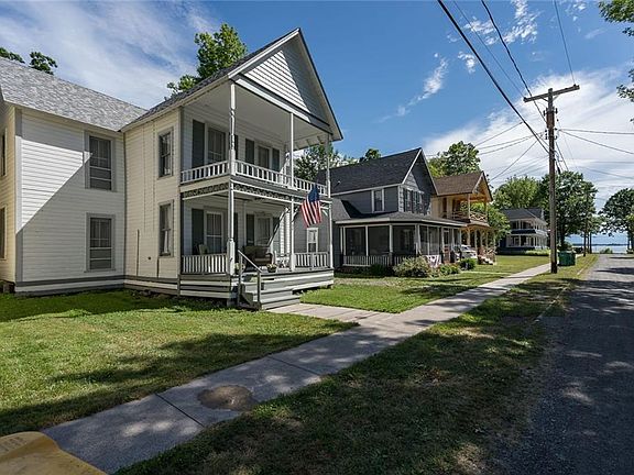 2nd image of 42676 Headland Ave