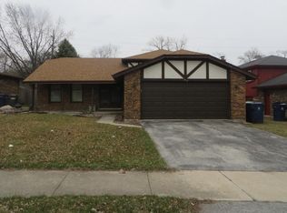 745 Violet Ln, Matteson, IL 60443