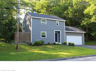 458 E Main St, Yarmouth, ME 04096