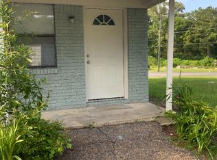 411 Braxton Ave, Wiggins, MS 39577