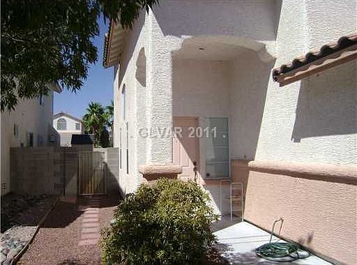 3rd image of 8174 Chambersberg St
