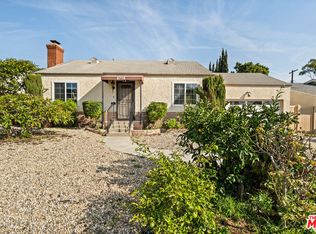 8718 Yorktown Ave, Los Angeles, CA 90045