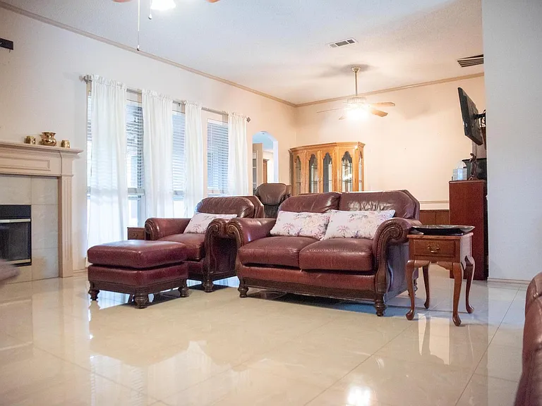1711 Barbados Dr — Photo 31