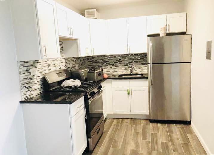 2nd image of 3555 Bruckner Blvd APT 9H