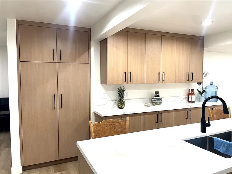 9488 Foster Rd — Photo 10