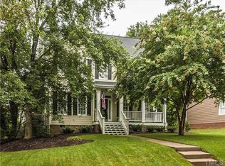 301 Holly Park Dr, Holly Springs, NC 27540