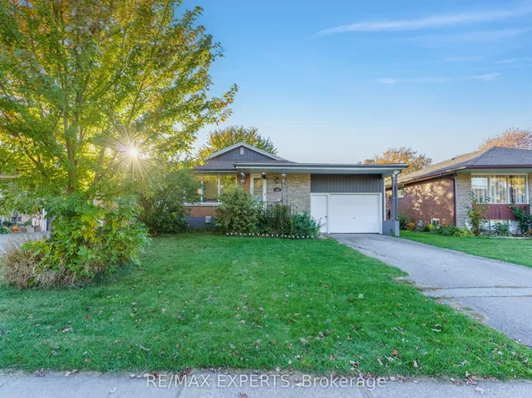 144 Elm St, Pt Colborne, ON L3K 4N4