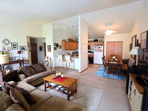 2nd image of N7770 Vicksburg Way APT E