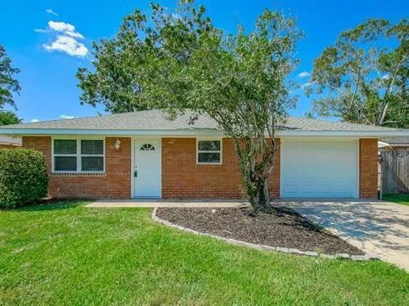 3637 Riviera Dr, Slidell, LA 70458