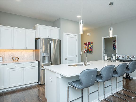 3rd image of 9922 Marnewood Dr