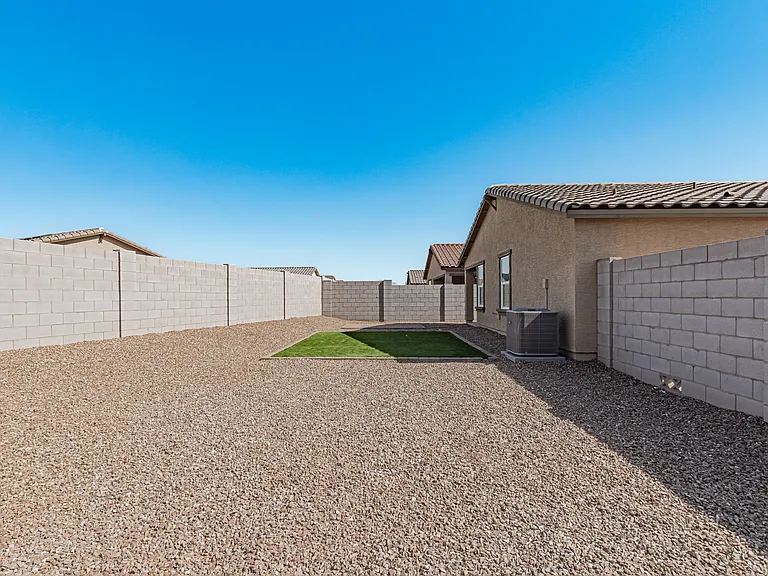 1402 E Peggy Dr — Photo 18