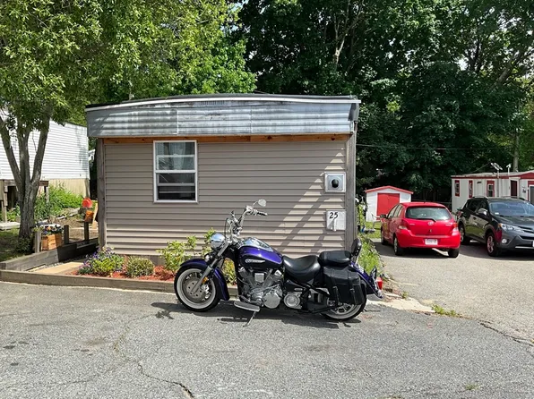 25 Patriot Cir, Plymouth, MA 02360