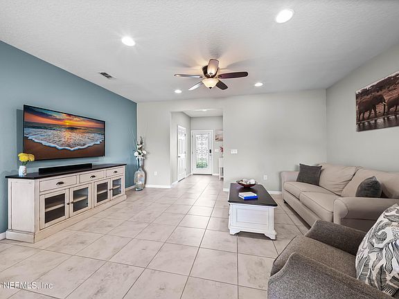 5th image of 7022 COLDWATER Drive