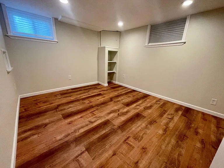 1131 Kraft St — Photo 21