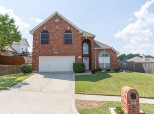 713 Cresthaven Dr, McKinney, TX 75071