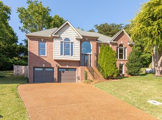 828 Walden Way, Hermitage, TN 37076