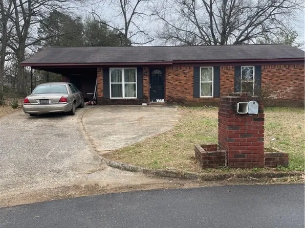 2721 37th Ct, Tuscaloosa, AL 35401