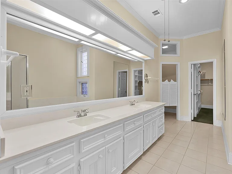 28 Waters Edge St — Photo 12