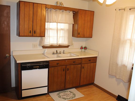 5th image of 2816 53rd St