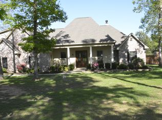 366 Butler Hill Rd, Benton, LA 71006