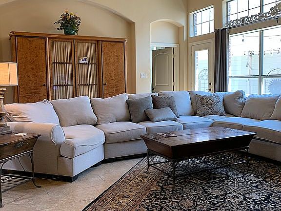 3rd image of 8009 Mimosa Dr