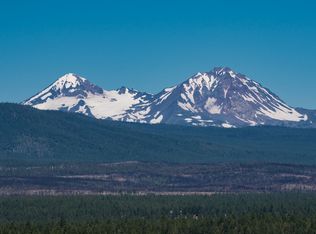 3155 NW Metke Pl, Bend, OR 97703