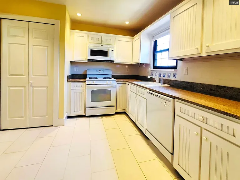 16 Fairway Ct — Photo 9