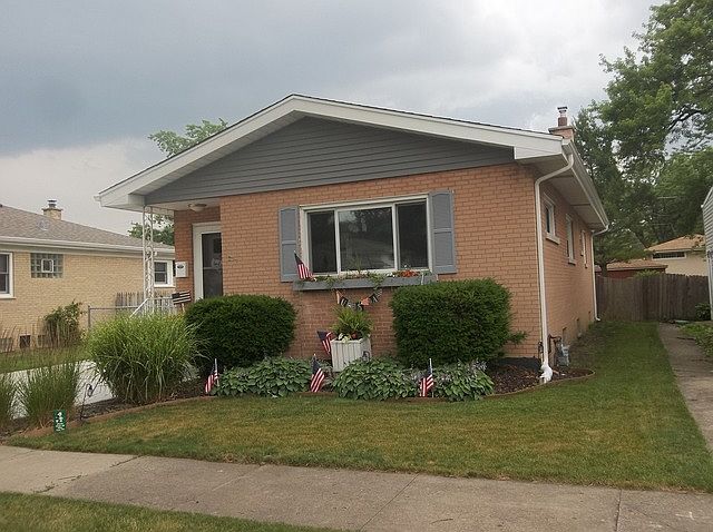 2nd image of 9033 27th St