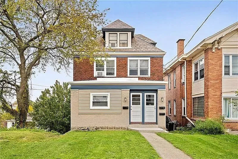 3 bed, 1000 sqft, $1,200 — Photo 1