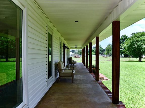 4th image of 5696 Ball Ln