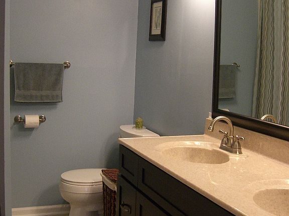 Double vanity in Master bath 
