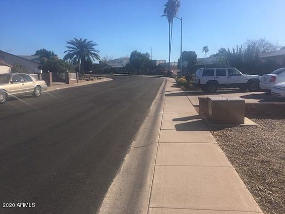 2nd image of 3602 W Lupine Ave
