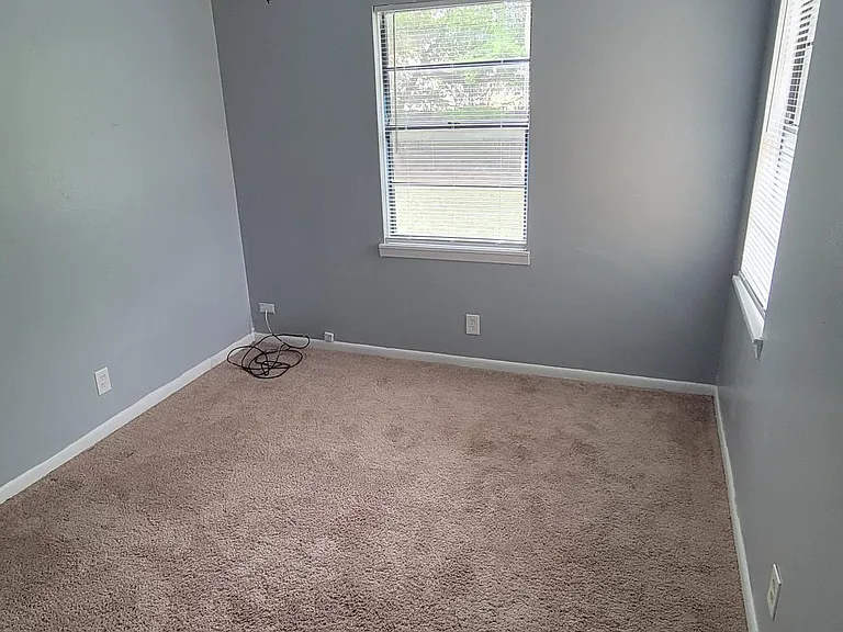 1006 Jefferis Ave — Photo 12