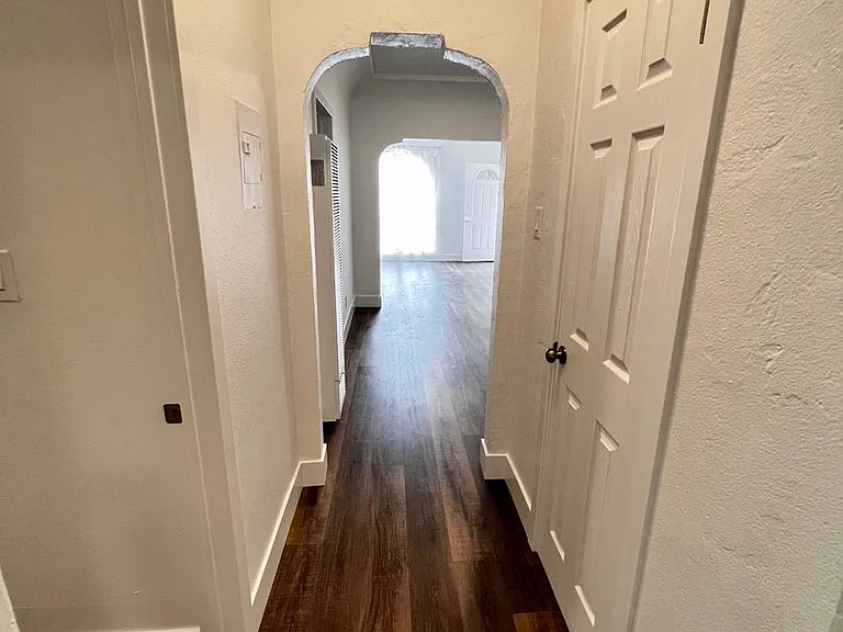 three Bedroom — Photo 15