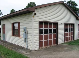 17384 Martinsville Hwy, Axton, VA 24054