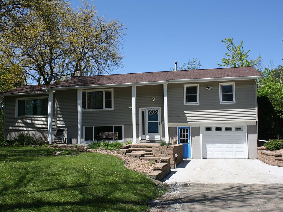 1st image of 14475 Woodville Dr