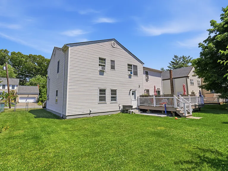 34 Davenport Ave #A — Photo 19