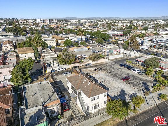 5th image of 8627 S Figueroa St