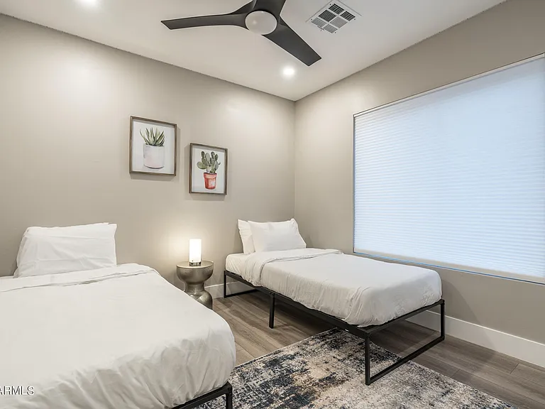 1641 W Evans Dr — Photo 34